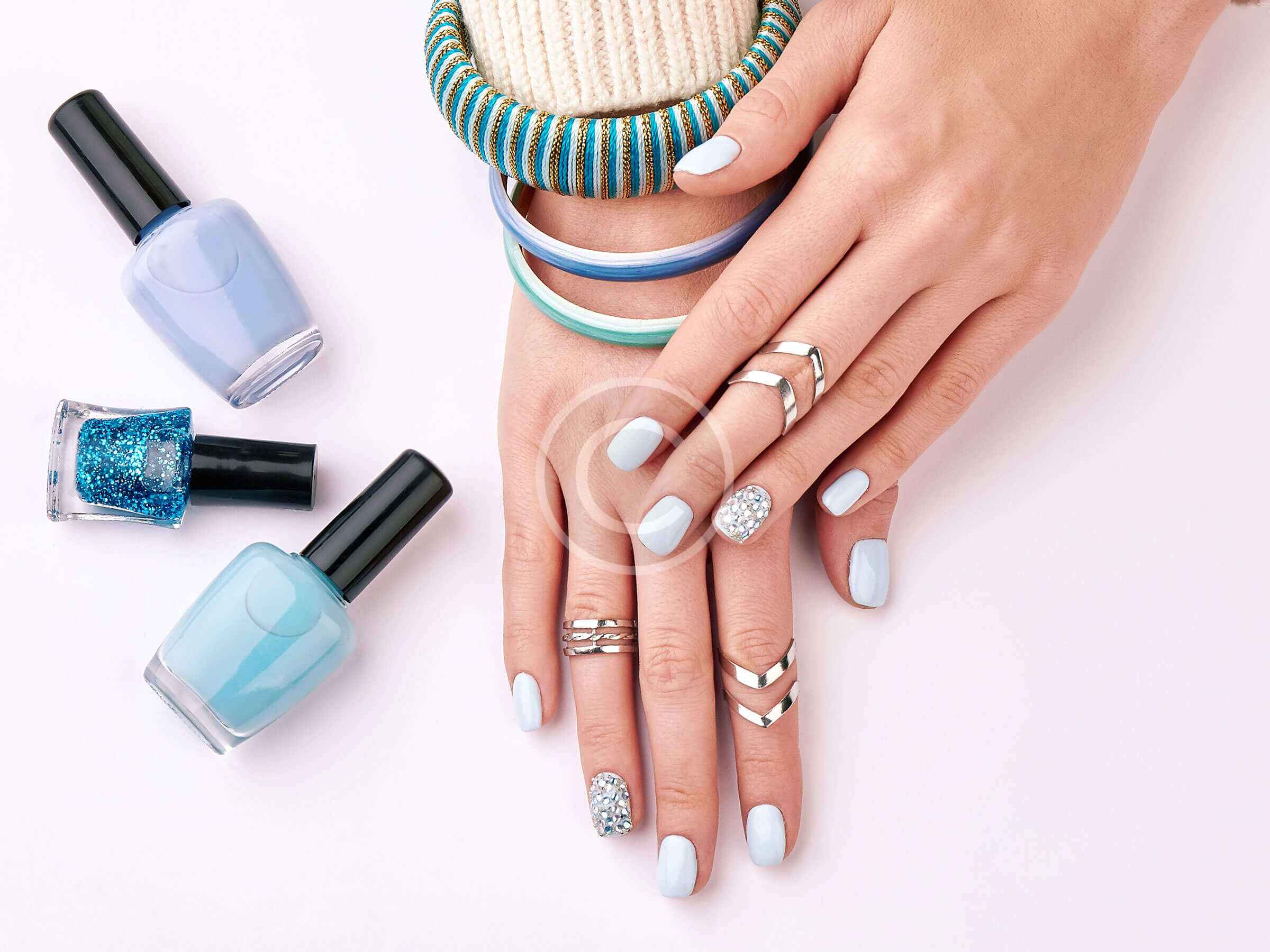 5 Super Bowl Nail Ideas to Try Now